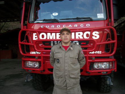 Bombeiros do Brasil comemoram 157 anos nesta segunda-feira