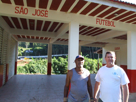 Prefeitura de Bom Jardim vai reformar estádio em São José