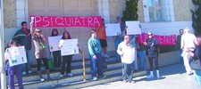 Falta de médicos psiquiatras na rede pública motiva protesto