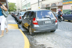 Mesmo com as campanhas de conscientização, motoristas desrespeitam as leis