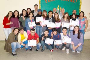 Em Duas Barras, Colégio Maria Rosa tem alunos premiados em evento nacional 