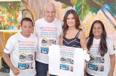 Representantes do projeto SOS Hospital do Câncer de Nova Friburgo com Fátima Bernardes (Reprodução da TV)
