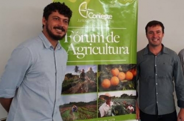 Representantes dos municípios integrantes do Conleste discutiram investimentos na agricultura no encontro desta semana (Divulgação)