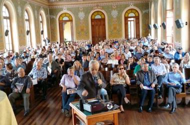Assembleia do Rotary Club International no teatro do Colégio Anchieta (Divulgação)