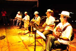 Bar da Música: do cadeirante à aniversariante