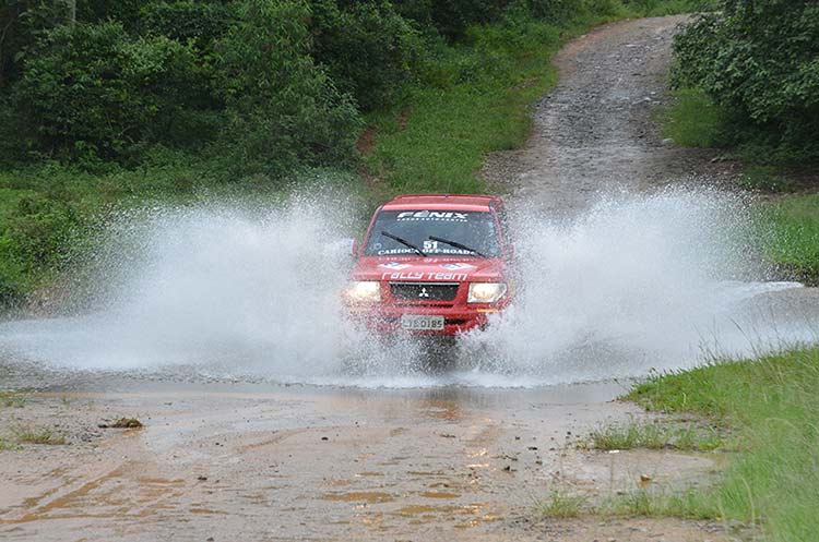 Friburguenses disputam pódio do Rallye das 4 Estações