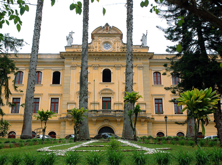 O tradicional colégio, que encanta friburguenses e turistas por seu comjunto arquitetônico e paisagístico, foi fundado em 12 de abril de 1886 (Foto: Amanda Tinoco/Arquivo A VOZ DA SERRA)