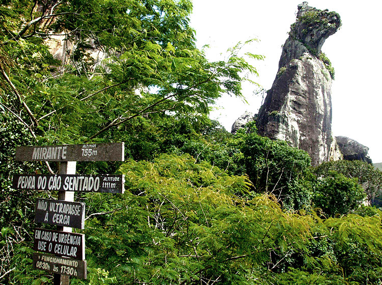 Pedra do Cão Sentado, Parque de Furnas (Foto: Arquivo A VOZ DA SERRA)