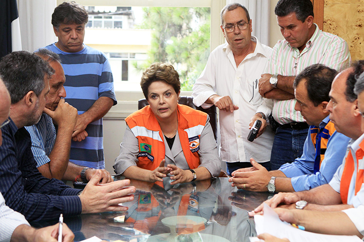 Dilma Rousseff na Prefeitura Municipal de Nova Friburgo, em 13 de janeiro de 2011 (Foto: Arquivo A VOZ DA SERRA)