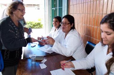 Na parte da manhã desta segunda, 4, cerca de 140 idosos  foram imunizados no Posto Sylvio Henrique Braune (Lúcio Cesar Pereira/A Voz da Serra)