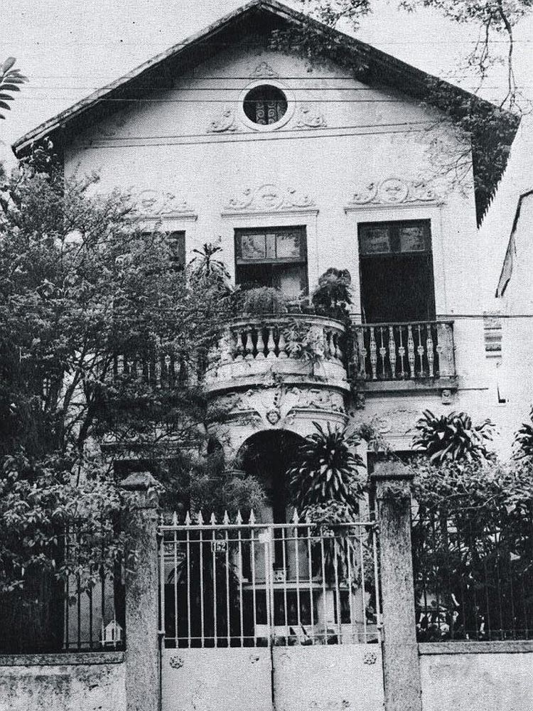 Casa onde Machado de Assis viveu os últimos anos de sua vida, no bairro Cosme Velho, no Rio de Janeiro