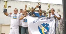 Blocos de enredo: Raio de Luar vence a disputa