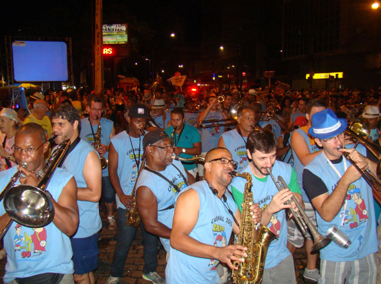 Apresentação na Praça Dermeval Barbosa Moreira (Foto: Nelson Alvarez)