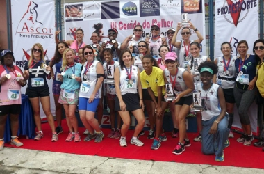 Corrida sempre reúne dezenas de mulheres “atletas” e admiradores