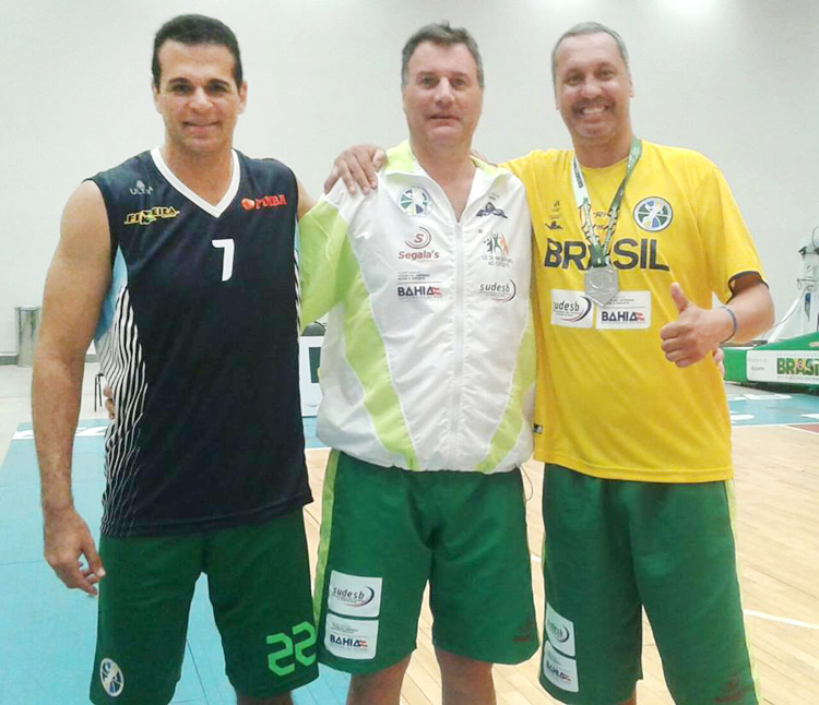 Representante de Nova Friburgo, Fábio Freitas (à direita) teve mais uma experiência internacional pela seleção brasileira