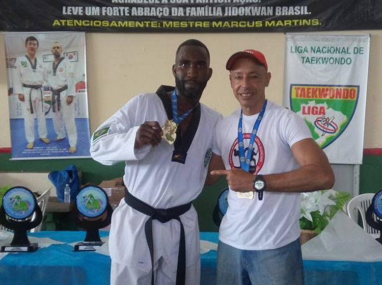 Jonathan da Silva foi um dos lutadores de Nova Friburgo campeões na Ilha do Governador (Foto: Divulgação)