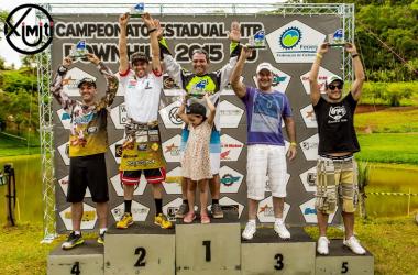 Com a camisa de Swian, Baeta comemora vice em etapa e título carioca
