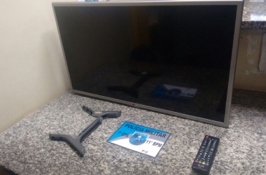 A TV furtada do hotel (Foto: 11 BPM)