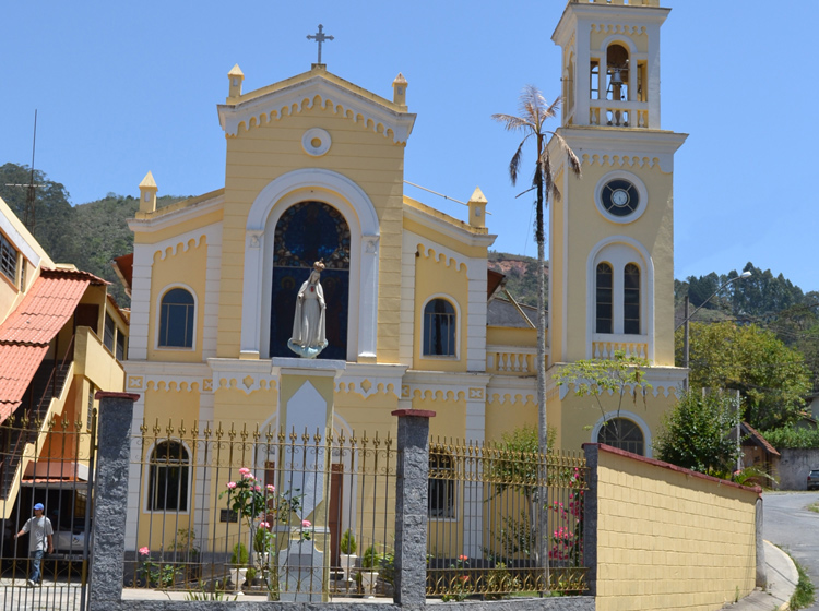 Santos movimentam festas em Duas Pedras e São Pedro da Serra
