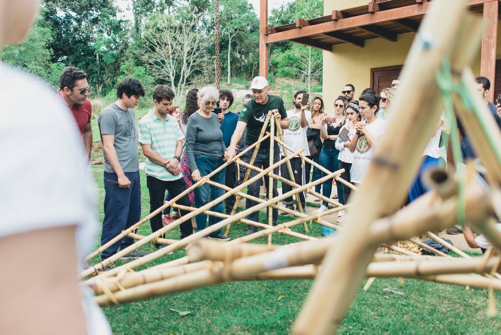 Curso de bioconstrução com bambu no Festival da Sustentabilidade (Divulgação)