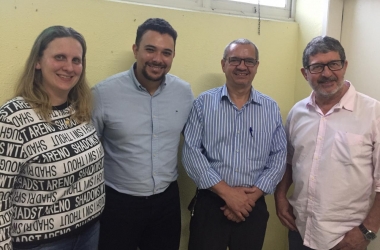 A nova diretoria do Raul Sertã: Wendy, Victor, Geilson com o secretário Marcelo Braune
