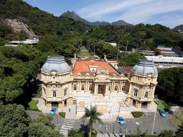 O Palácio Guanabara, sede do governo do estado