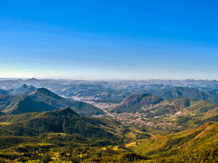 O município é cercado por vales e se destaca pela bela topografia (Fotos da matéria: Regina Lo Bianco, exceto onde indicado) 