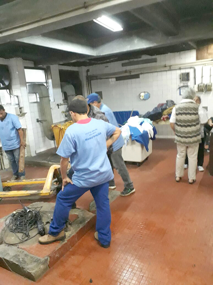 O início das obras na lavanderia do Raul Sertã (Foto: Divulgação PMNF)