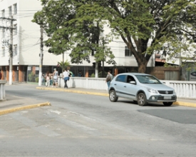Cadê as faixas de pedestres e os bons motoristas?
