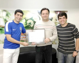 Programa destaca 25 anos de carreira do locutor esportivo Fernando Bonan