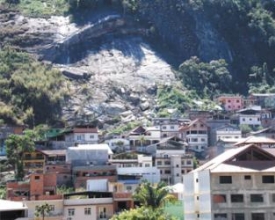 Loteamento Três Irmãos: um bairro em obras  que até hoje aguarda o retorno à normalidade