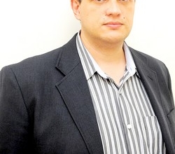 Valorização salarial e qualidade nas escolas é meta do governo municipal