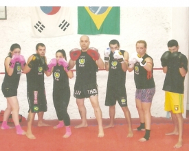ESPORTES - Academia Korean Tiger oferece aulas de muay thai