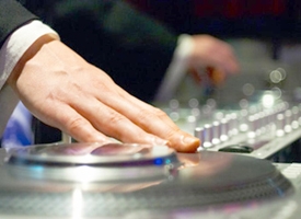 A delicada tarefa de escolher músicas para o casamento
