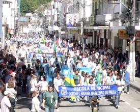 Cantagalo marca os 190 anos da independência brasileira com desfile cívico no centro da cidade