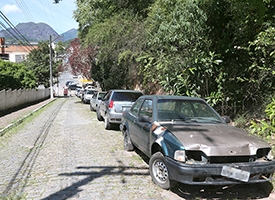 À espera do reboque...