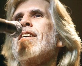 Oswaldo Montenegro se apresenta no Circuito Sesi Cultural neste sábado, 16 de junho 