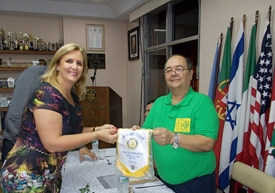 Rotary Nova Friburgo homenageia Euterpe