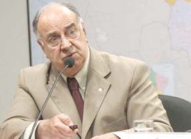 Guilherme Estrella recebe hoje a  Comenda Barão de Nova Friburgo