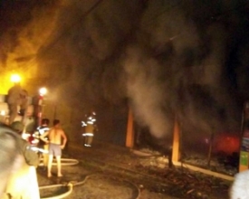 Incêndio destrói loja em São Pedro