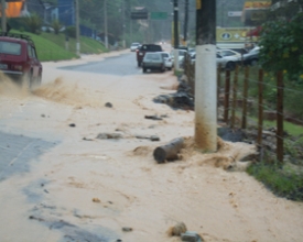 Drama de motoristas e moradores  da RJ-130, em Duas Pedras, continua