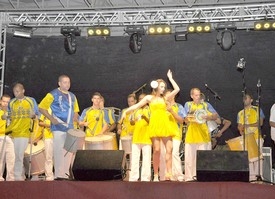 Show de aniversário da cidade agrada o público com a prata da casa