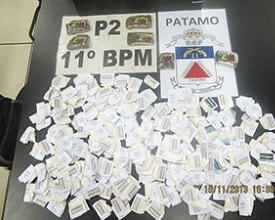 PM recolhe sacola cheia de pó e maconha após tiroteio no Dedé