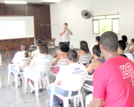 Defesa Civil reúne agentes de saúde para palestra sobre período das chuvas e seus riscos