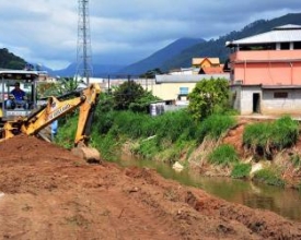 Retomadas as obras no Rio Bengalas e no Córrego Dantas