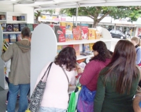 Projeto Mais Leitura volta a Friburgo com livros a preços populares