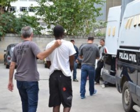 Polícia prende 19 pessoas em megaoperação em Friburgo