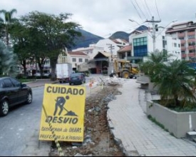 Obras de Mobilidade no Paissandu: antigo ponto de ônibus é demolido