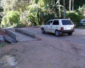 Vencido o prazo, obra no Lagoinha ainda não foi concluída e é alvo de críticas