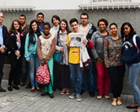 Estudantes de Duas Barras conhecem o dia a dia de A Voz da Serra